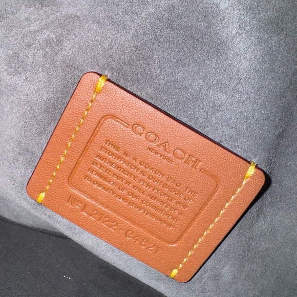 Coach Signature Jacquard Maple Soft Tabby - Picture 10 of 12